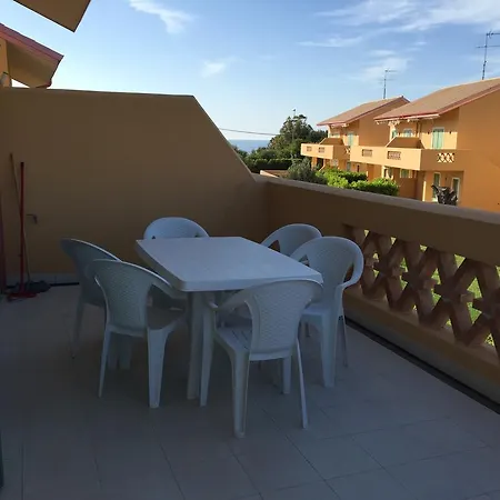 Apartment Le Castella Tucano Club